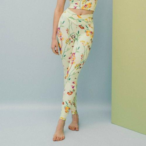 LITHEEの華やかなプリントヨガウェアシリーズ ｜LITHEE YOGA｜リジー